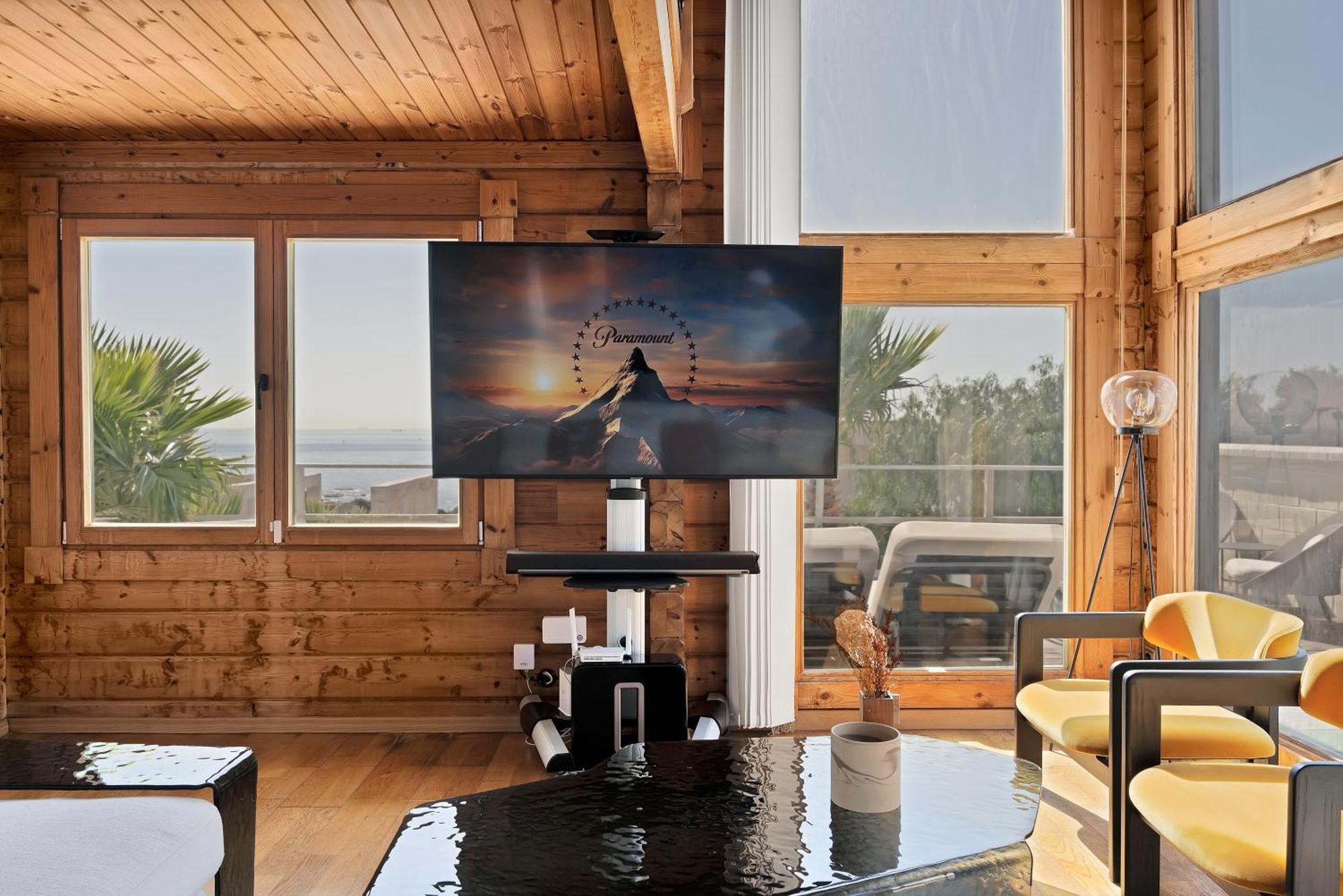 Increible Villa De Madera Con Vistas Al Mar Algeciras Exterior photo