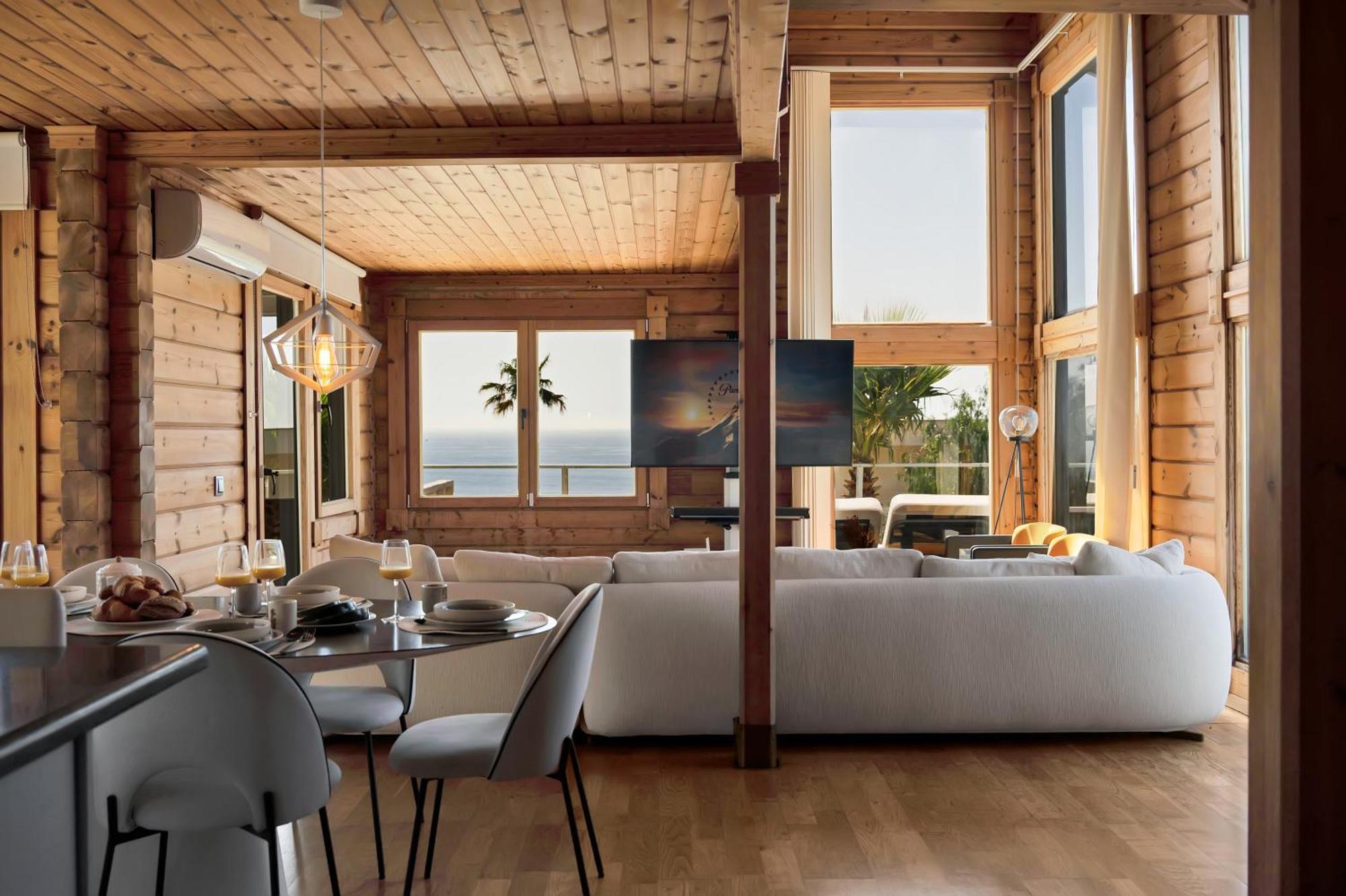 Increible Villa De Madera Con Vistas Al Mar Algeciras Exterior photo